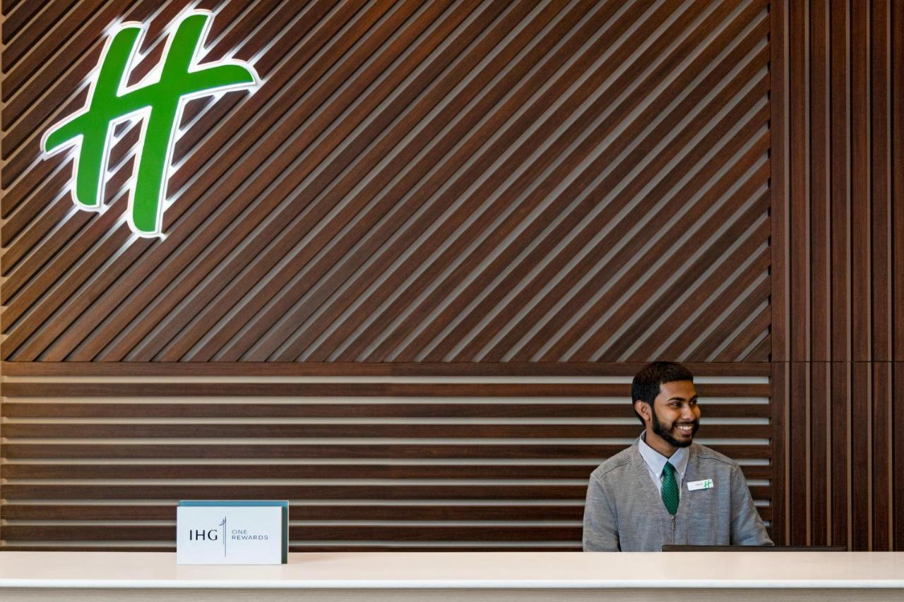 Holiday Inn Boston - Cambridge Area By Ihg Somerville Exterior foto