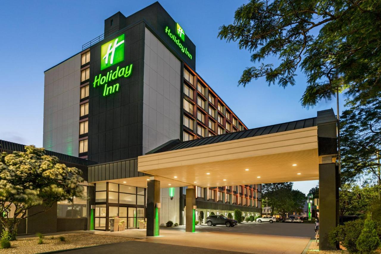Holiday Inn Boston - Cambridge Area By Ihg Somerville Exterior foto
