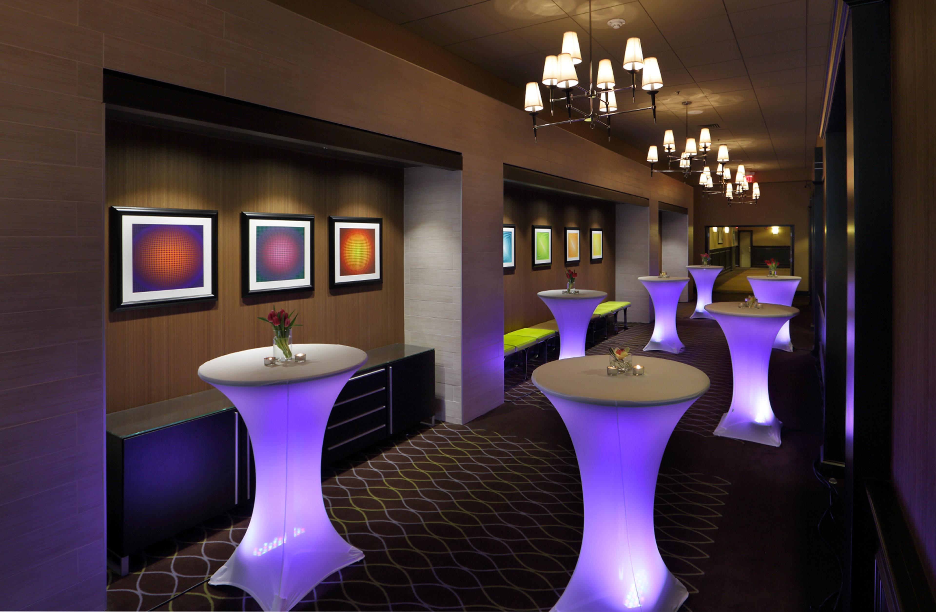 Holiday Inn Boston - Cambridge Area By Ihg Somerville Exterior foto