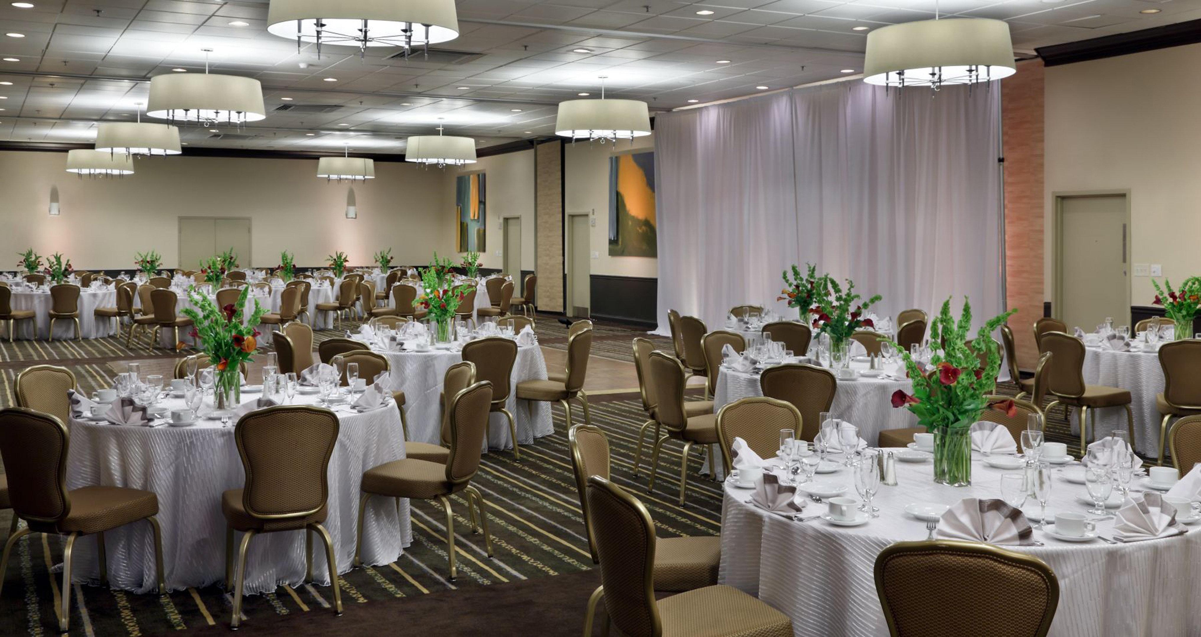 Holiday Inn Boston - Cambridge Area By Ihg Somerville Exterior foto