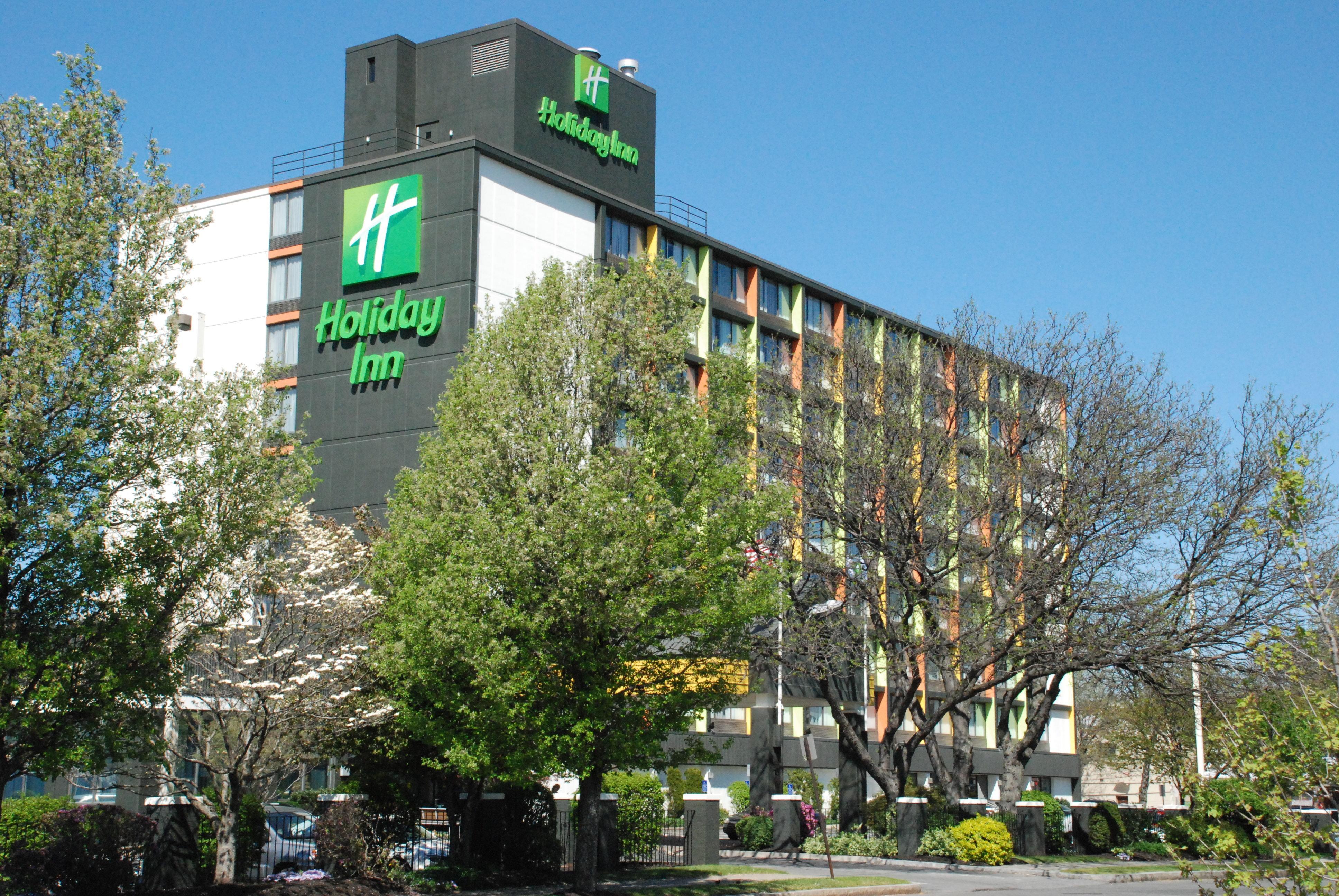 Holiday Inn Boston - Cambridge Area By Ihg Somerville Exterior foto