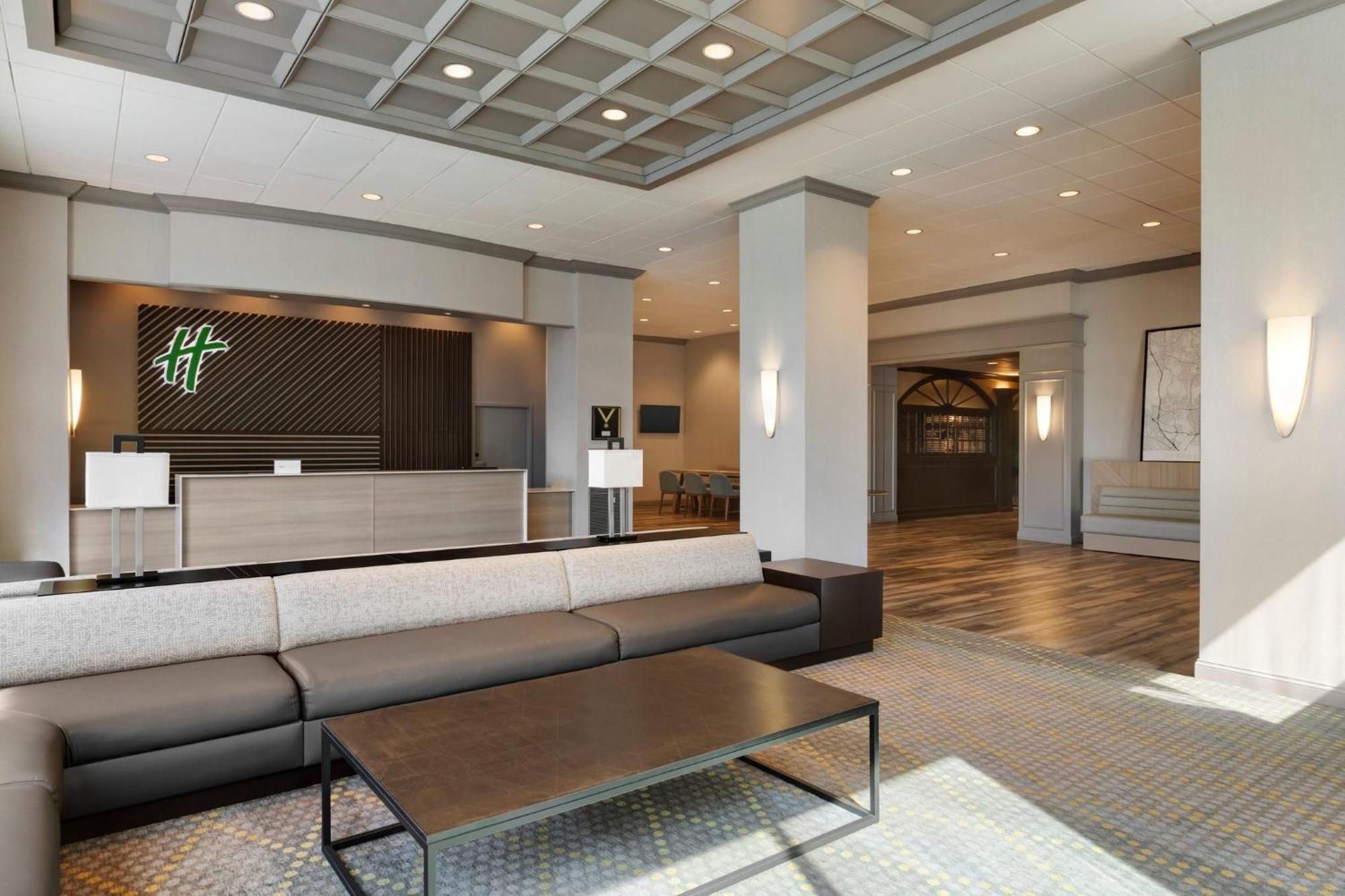 Holiday Inn Boston - Cambridge Area By Ihg Somerville Exterior foto